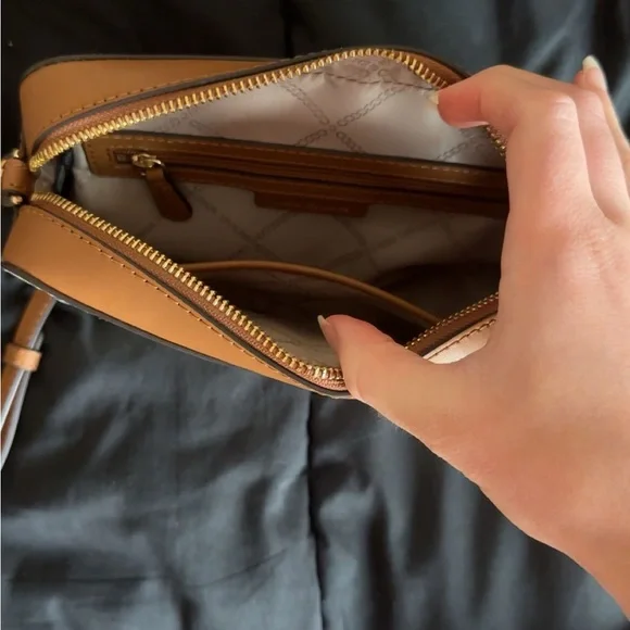 BRAND NEW Michael Kors Bag - Picture 10 of 10